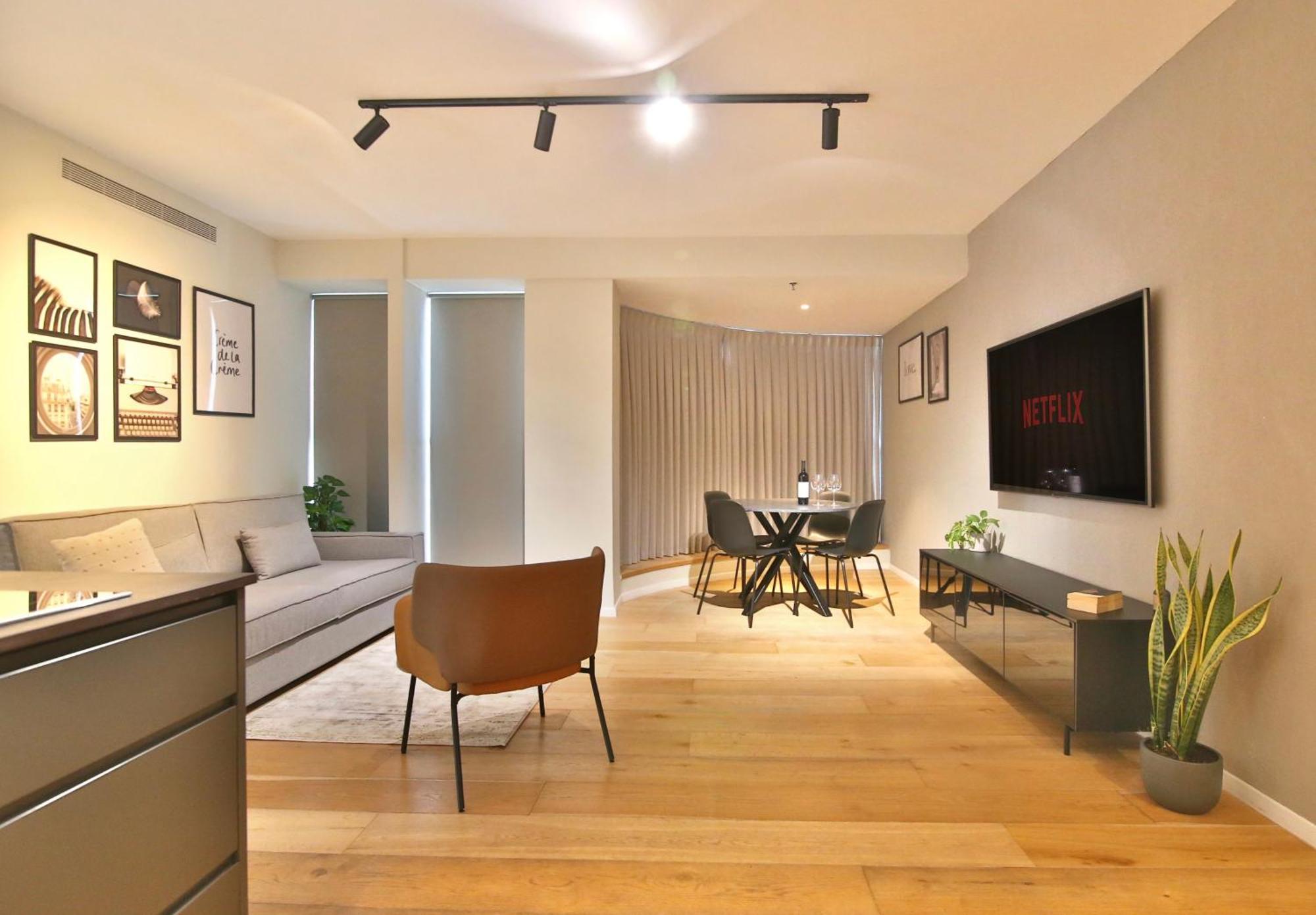 Luxury Suites By Notaly Ariel - Carmel Beach حيفا المظهر الخارجي الصورة