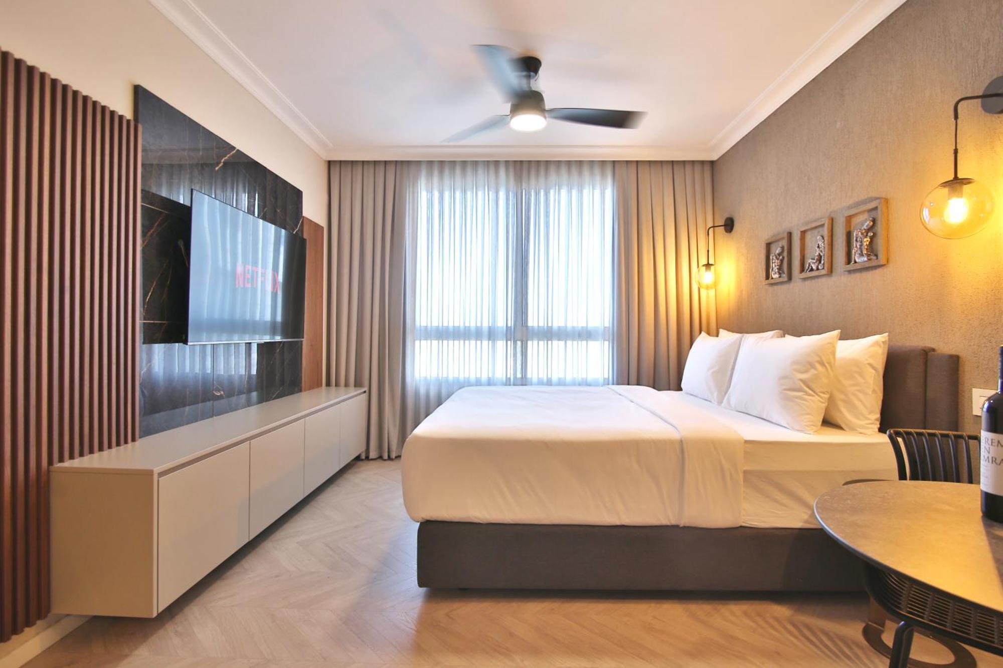 Luxury Suites By Notaly Ariel - Carmel Beach حيفا المظهر الخارجي الصورة